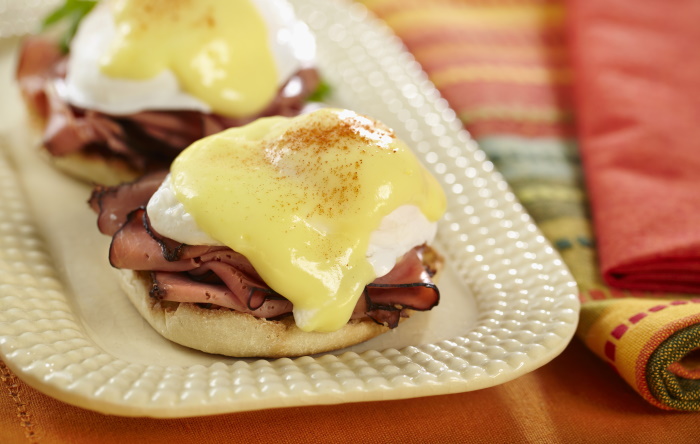 how to make eggs benedict