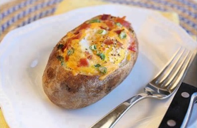 stuffed baked potatoes with egg, bacon and cheese