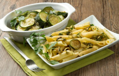 Basil and zucchini pasta