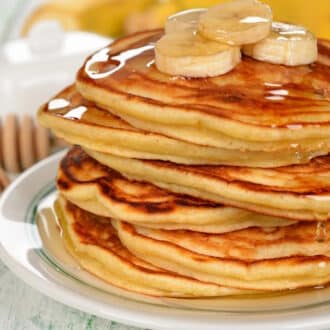 Easy Banana Pancakes