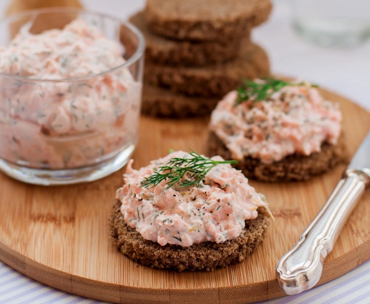 Salmon Dip with Canned Salmon