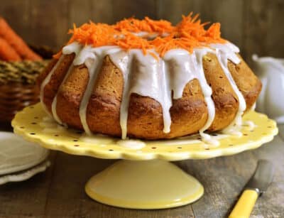 Carrot Cake with Apple and Raisins