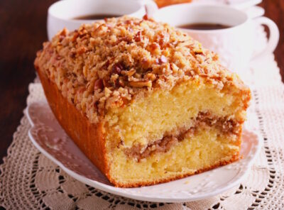 Sour cream coffee cake