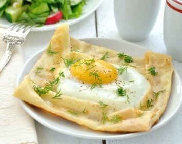 Egg Cups in Crepes