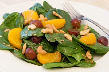 Mandarin Almond Spinach Salad