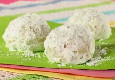 Mexican wedding cookies